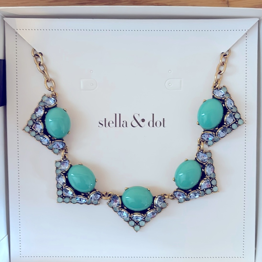 Stella & Dot retired Rory Necklace